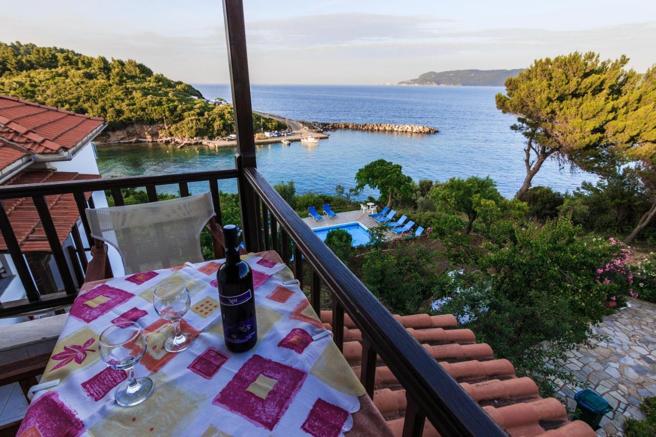 Studios Avra Agios Georgios  Экстерьер фото
